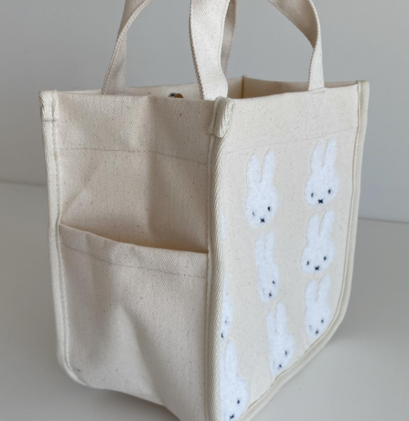 ディックブルーナテーブル 神戸ポートタワー ミッフィー サガラ刺繍 